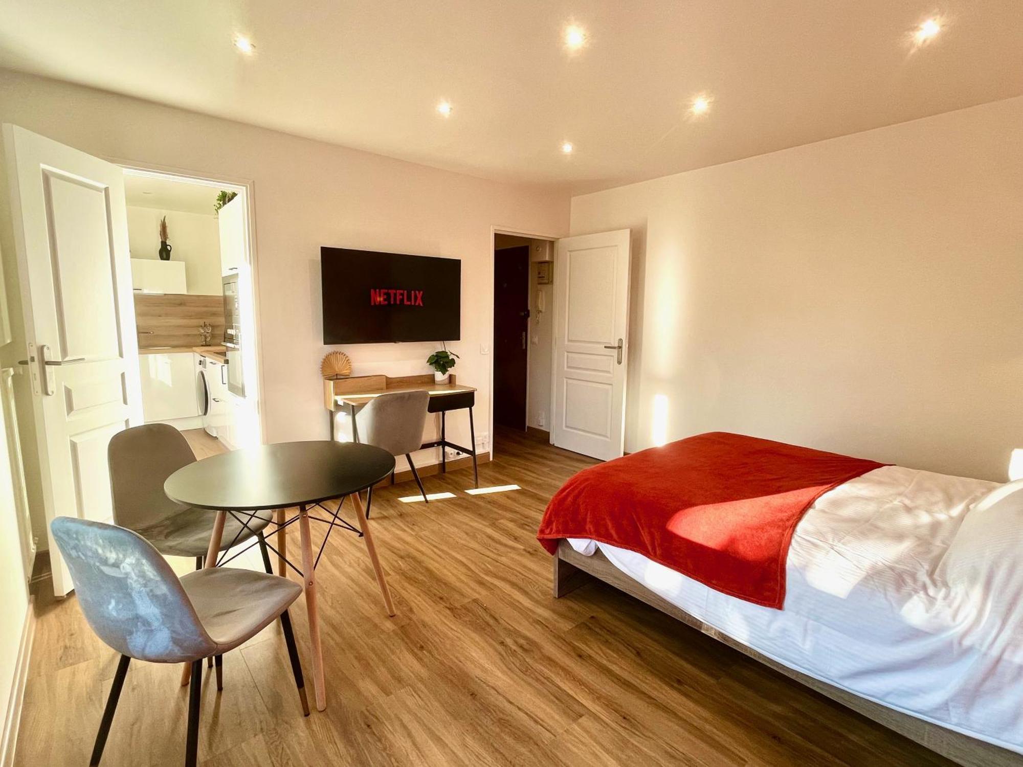 Charmant Studio + Parking Prive Caen Kültér fotó